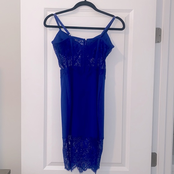 Dress - Picture 2 of 2